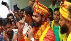 Pawan Singh News: भोजपुरी स्टार पवन सिंह को भाजपा ने निकाला, पार्टी के खिलाफ कराकट से प्रत्याशी