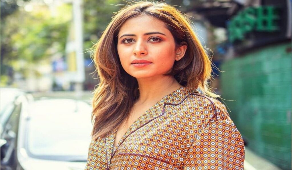 'बादल पे पाँव है': Sargun Mehta ने बताया, स्टॉक मार्केट ट्रेडिंग सीखने की चाह