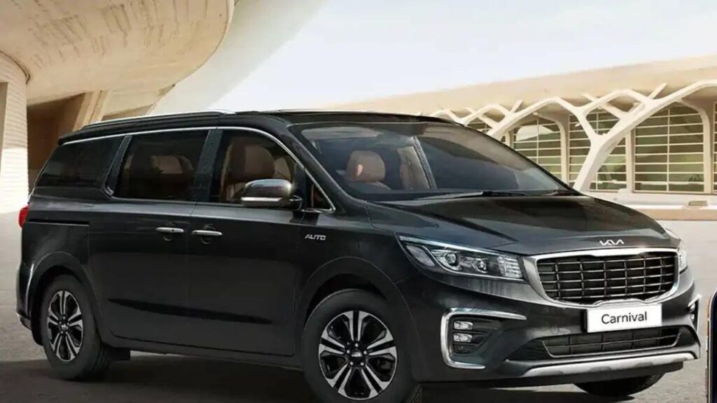 New-Gen Kia Carnival: इस त्योहार सीजन में होगी लॉन्च, पहले से बेहतर 3-रो MPV