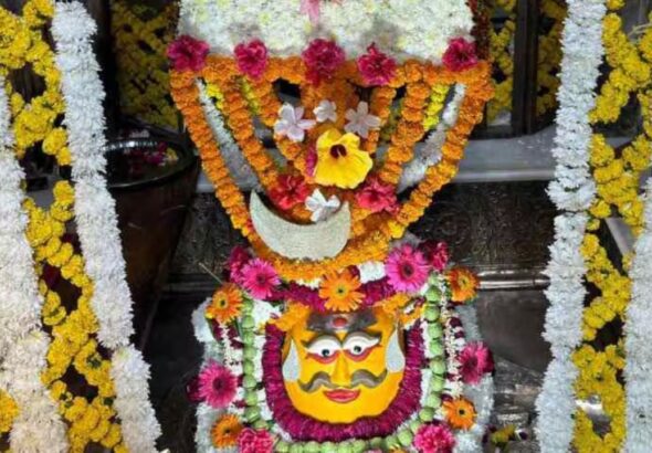 Balkeshwar Mahadev temple: आगरा के बलकेश्वर महादेव मंदिर में जलाभिषेक की विशेष व्यवस्था, काशी विश्वनाथ मंदिर की तरह; मेले के लिए खास इंतजाम