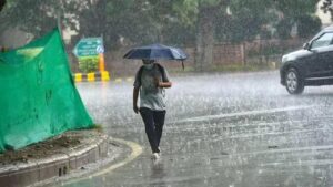 UP weather: अगस्त में औसत बारिश, लेकिन गर्मी से राहत नहीं