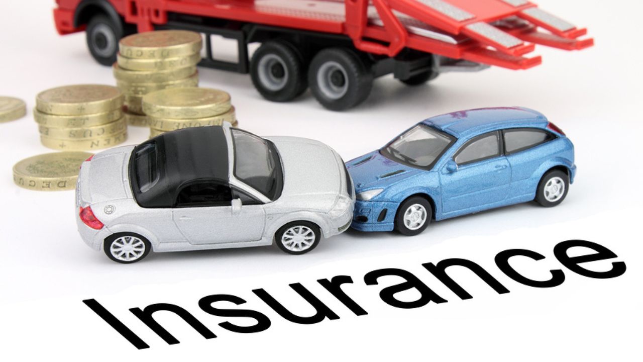 Car Insurance Policy: यदि आपकी कार चोरी हो जाए या आग पकड़े, तो बीमा कंपनी से पूरा पैसा कैसे प्राप्त करें