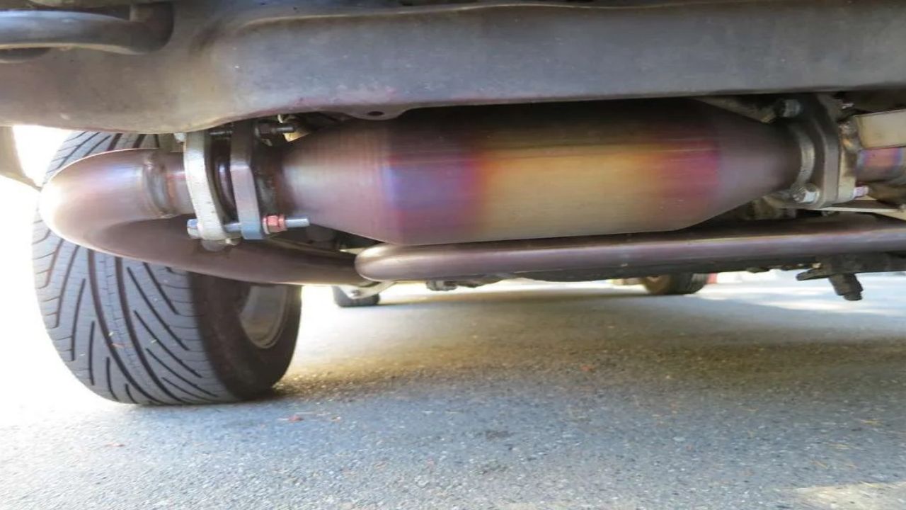 Catalytic Converter: वाहनों में प्रदूषण कम करने की प्रमुख तकनीक