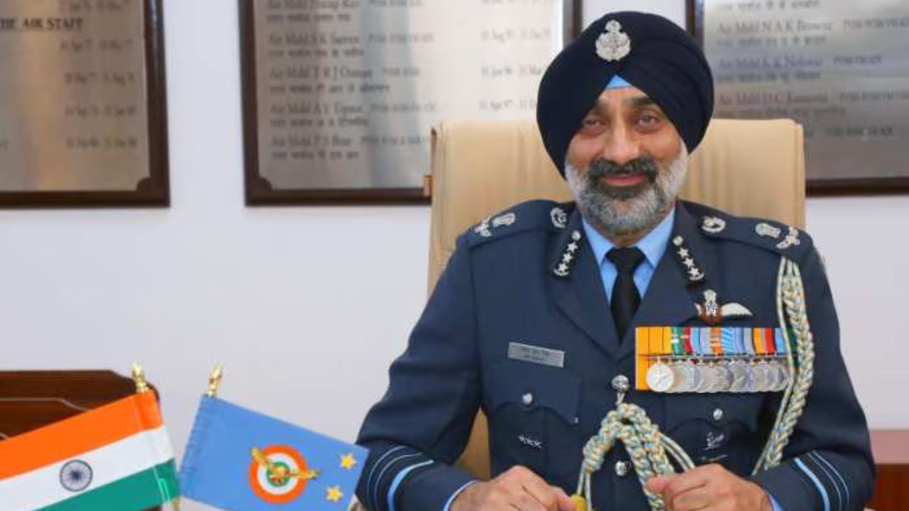 Air Chief Marshal AP Singh ने भारतीय वायुसेना के प्रमुख के रूप में संभाला कार्यभार 