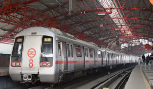 Delhi Metro Recruitment: दिल्ली मेट्रो में सुपरवाइजर पद की भर्ती, आवेदन करने की पूरी जानकारी!