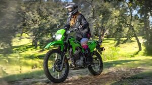 Kawasaki KLX 230: भारत में लॉन्च, एक शक्तिशाली और हल्की बाइक