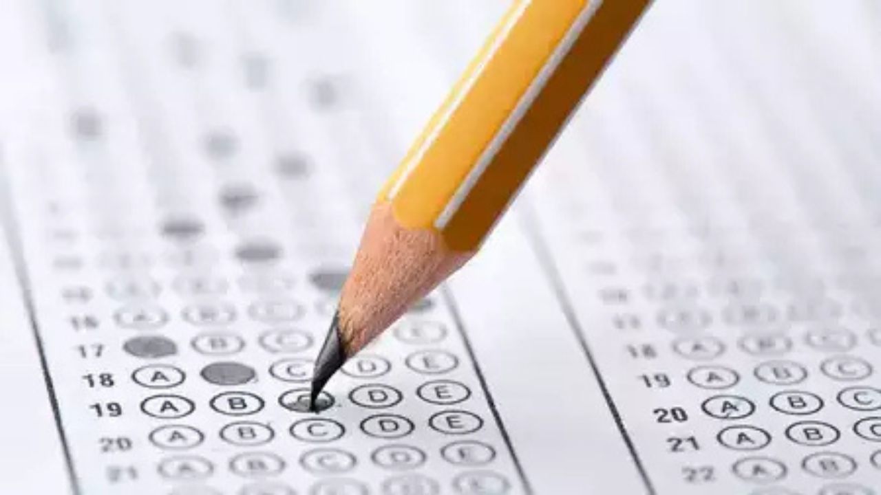SSC CGL 2024: टियर-2 का फाइनल आंसर की और मार्क्स जारी, ऐसे करें डाउनलोड